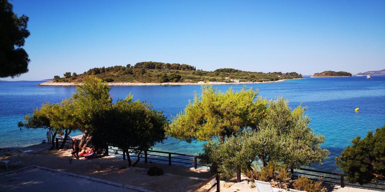 Apartment Okrug Gornji - Trogir With Sea View المظهر الخارجي الصورة