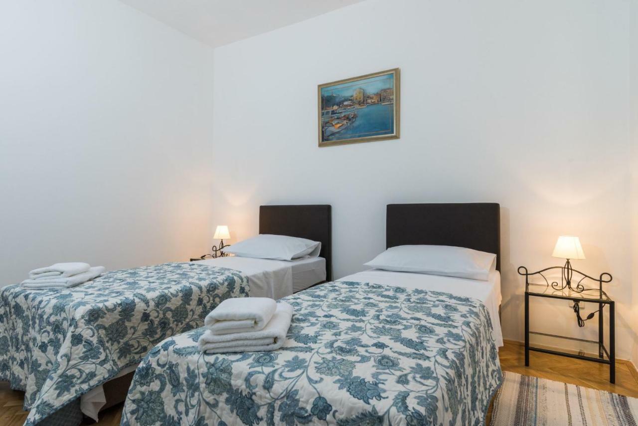 Apartment Okrug Gornji - Trogir With Sea View المظهر الخارجي الصورة