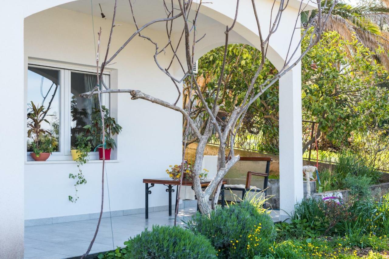 Apartment Okrug Gornji - Trogir With Sea View المظهر الخارجي الصورة