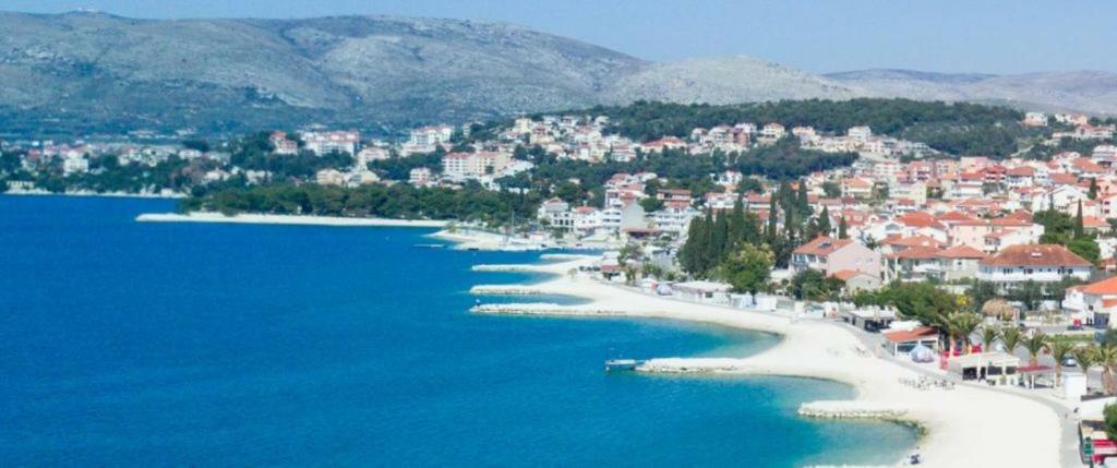 Apartment Okrug Gornji - Trogir With Sea View المظهر الخارجي الصورة
