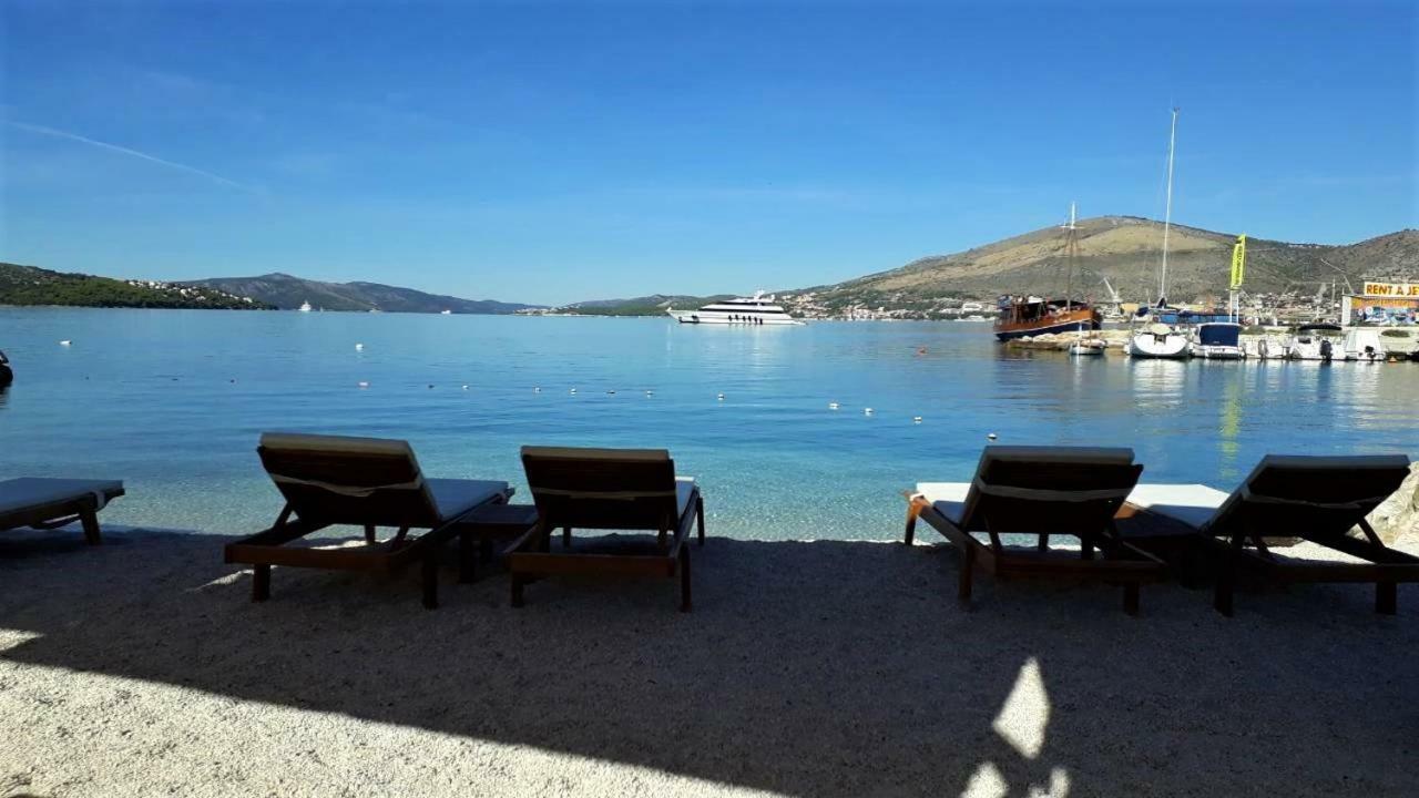 Apartment Okrug Gornji - Trogir With Sea View المظهر الخارجي الصورة